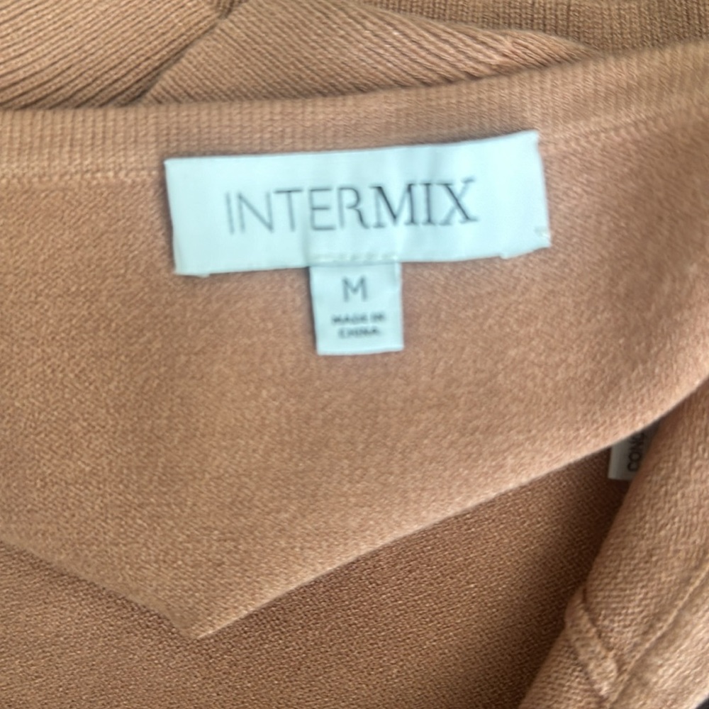 Intermix Top - Picture 4 of 4